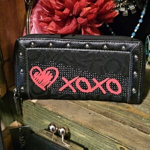 XOXO ❤️ Black Wallet